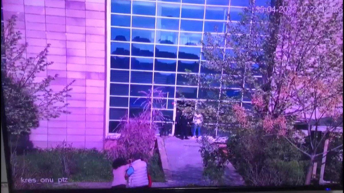 Küçükçekmece’de evlilik teklifini kabul etmeyince öldürmek istedi