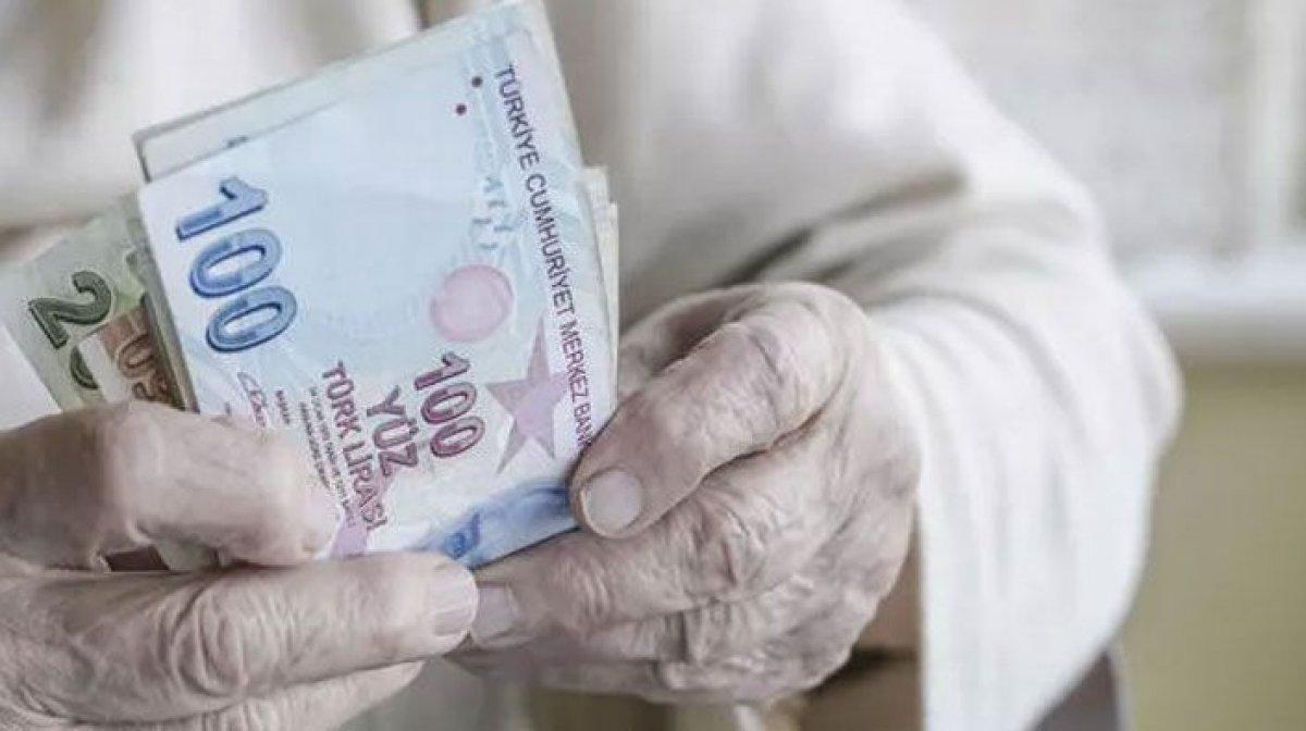 Emekli bayram ikramiyeleri bugün yatıyor