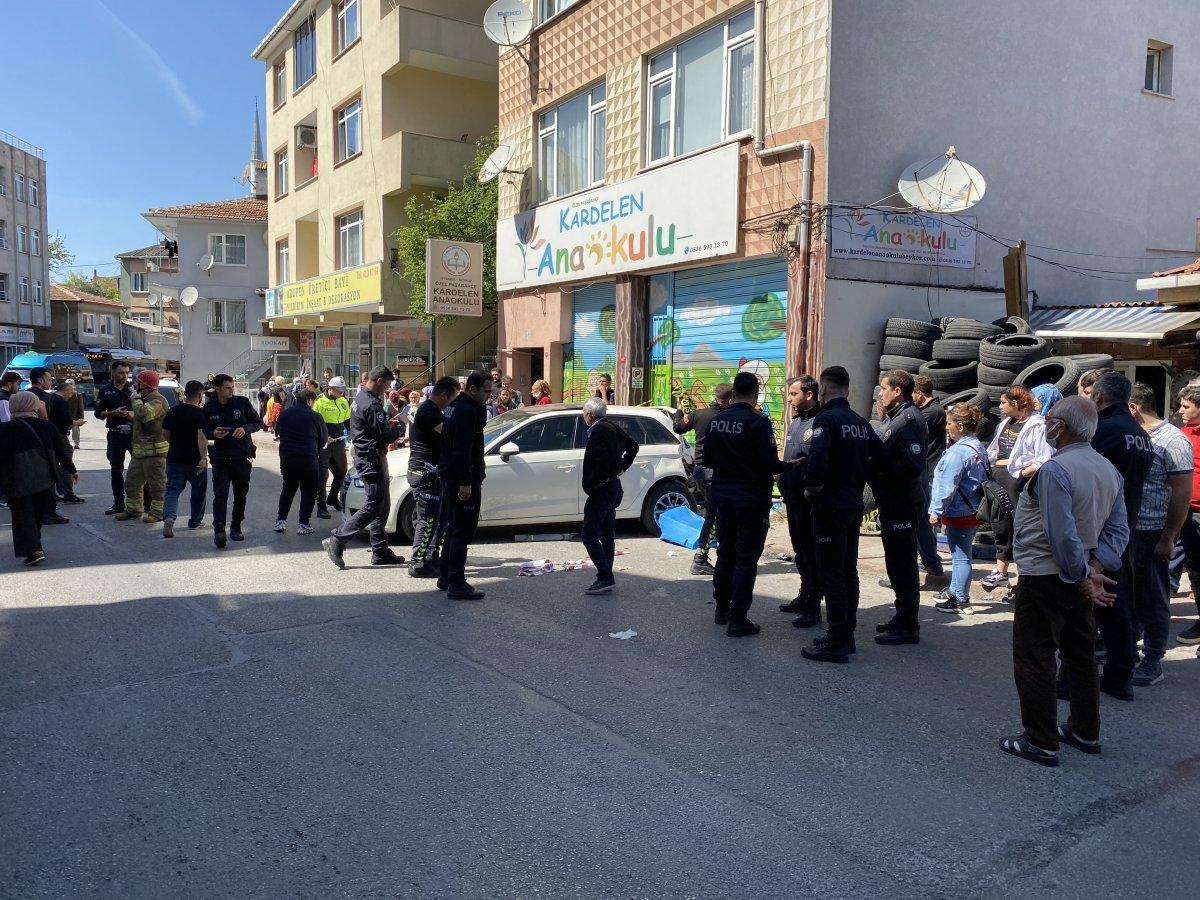 Beykoz’da otomobil ile duvar arasına sıkışan kadın yaşamını yitirdi