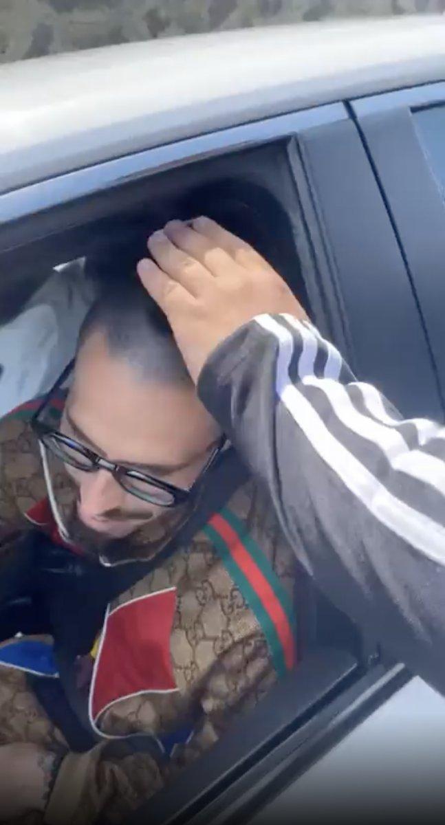 Trabzonspor taraftarı Hamsik'in saçlarını elledi