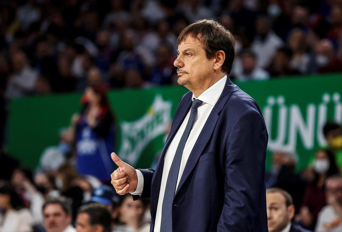 Anadolu Efes EuroLeague'de beşinci kez Dörtlü Final'de