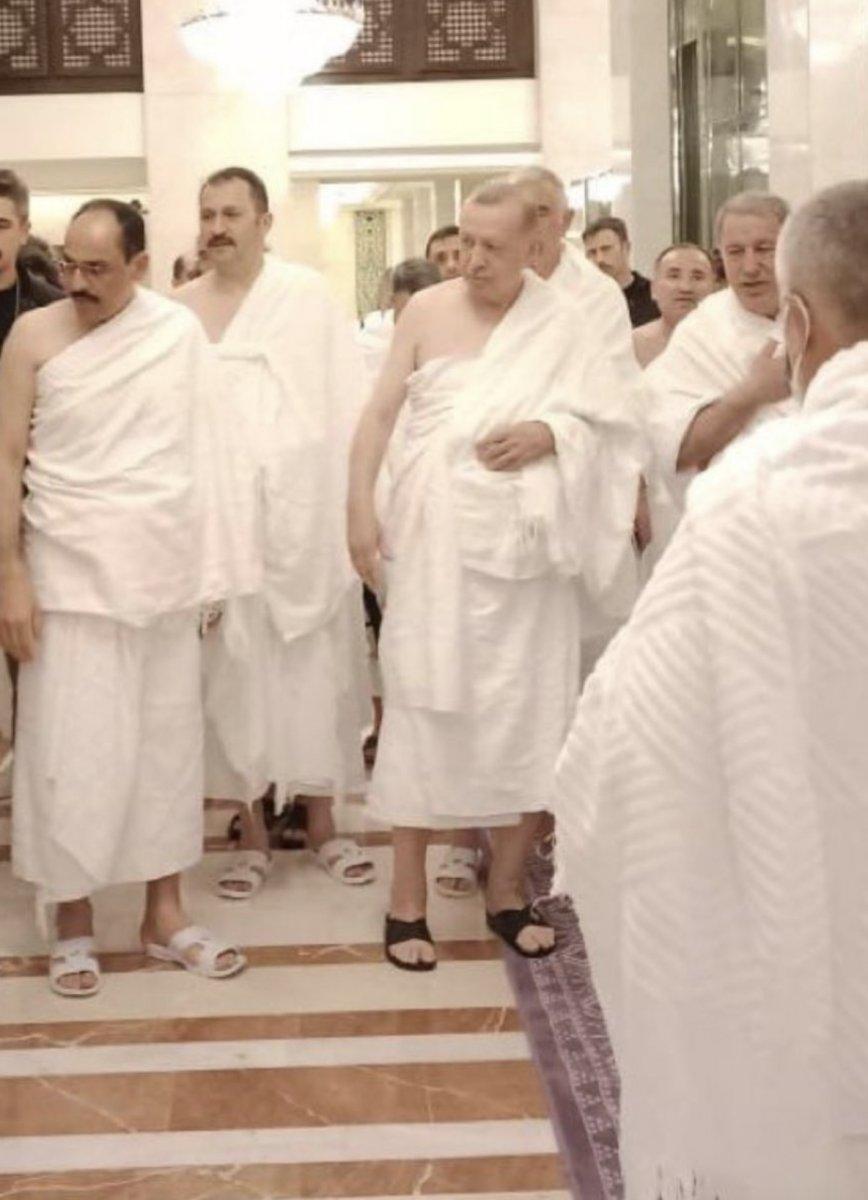 Cumhurbaşkanı Erdoğan umre yaptı