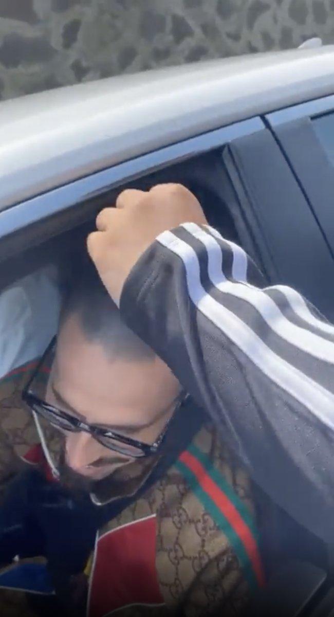 Trabzonspor taraftarı Hamsik'in saçlarını elledi