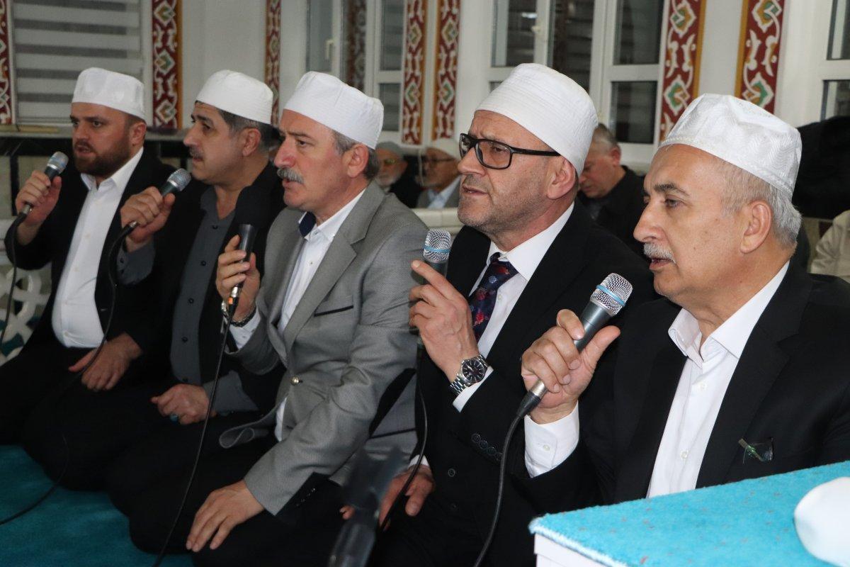 Çarşamba'da 300 yıllık gelenek: Enderun usulü teravih kılındı