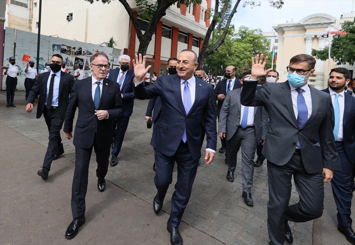 Bakan Çavuşoğlu: Türk iş insanlarını Venezuela'ya yatırıma teşvik ediyoruz