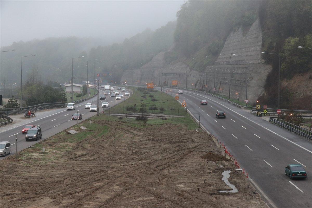Bolu ve Düzce kesiminde bayram trafiği