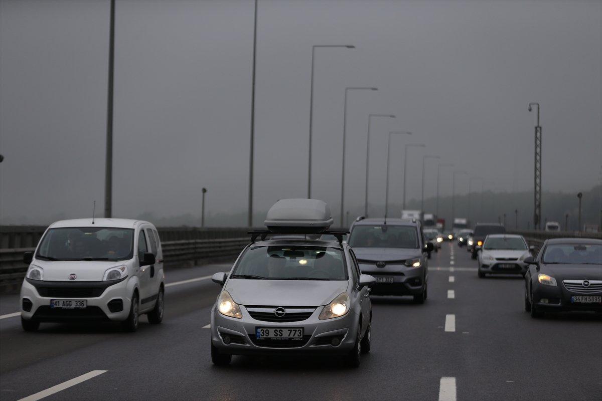 Bolu ve Düzce kesiminde bayram trafiği