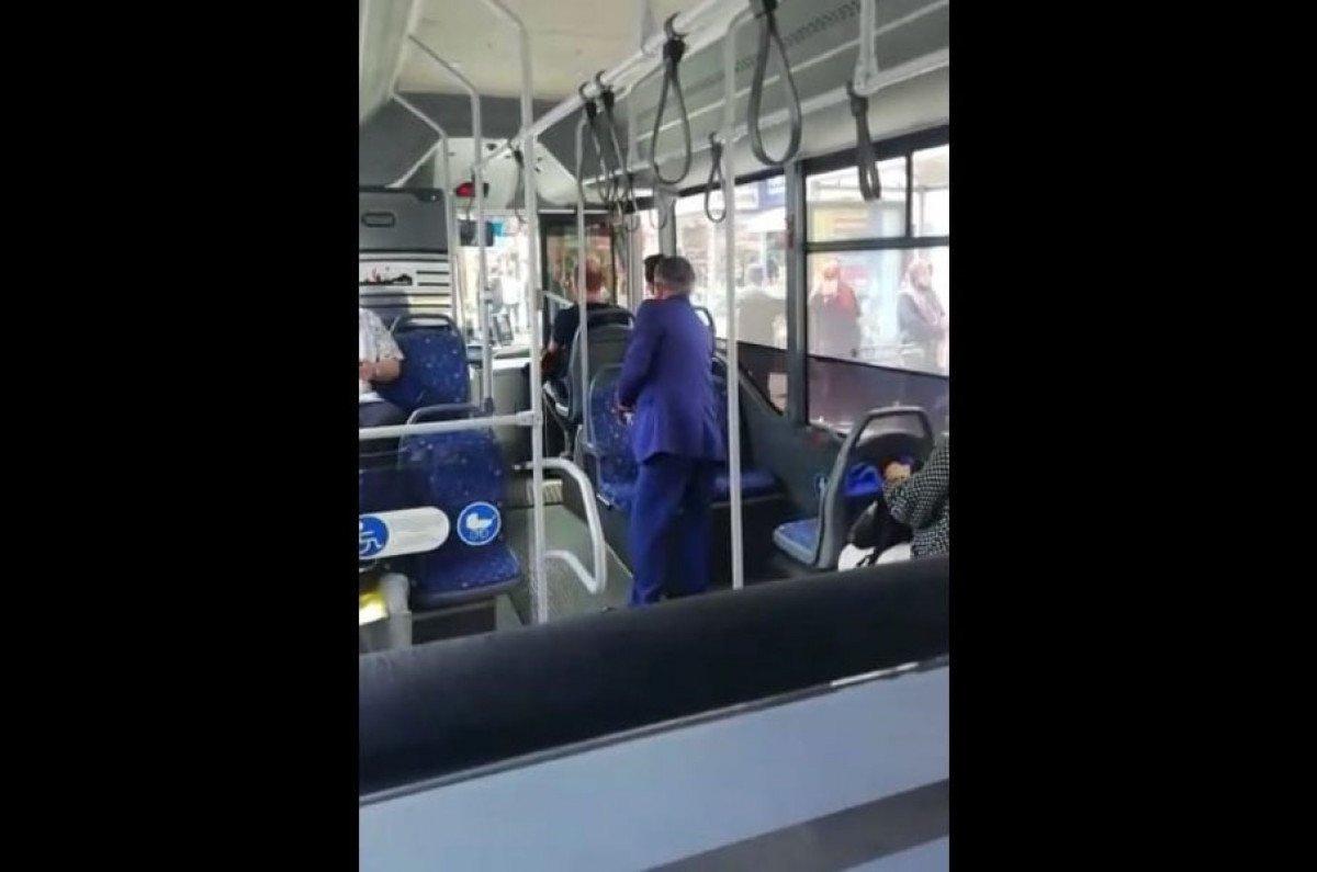 Sivas'ta otobüste maske kavgası