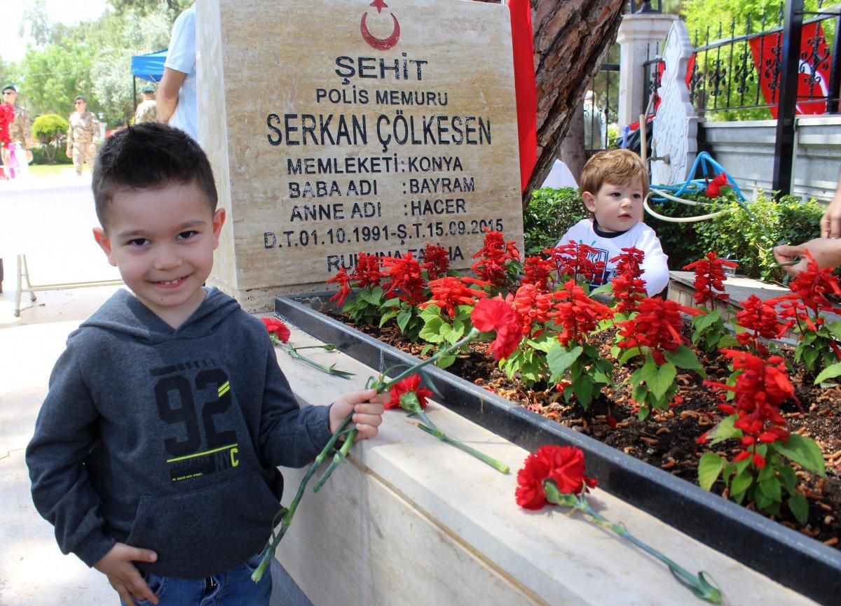 Ramazan Bayramı öncesi şehitlik ziyaretleri