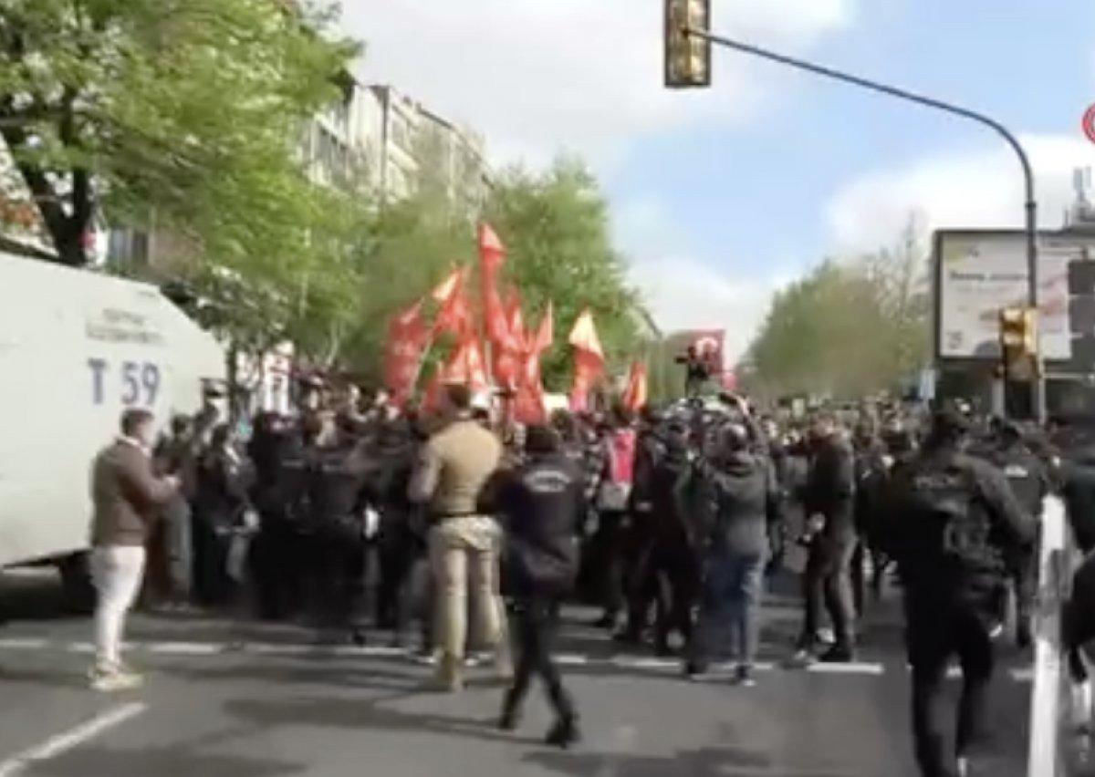 Beşiktaş'tan Taksim'e yürümek isteyen eylemcilere gözaltı