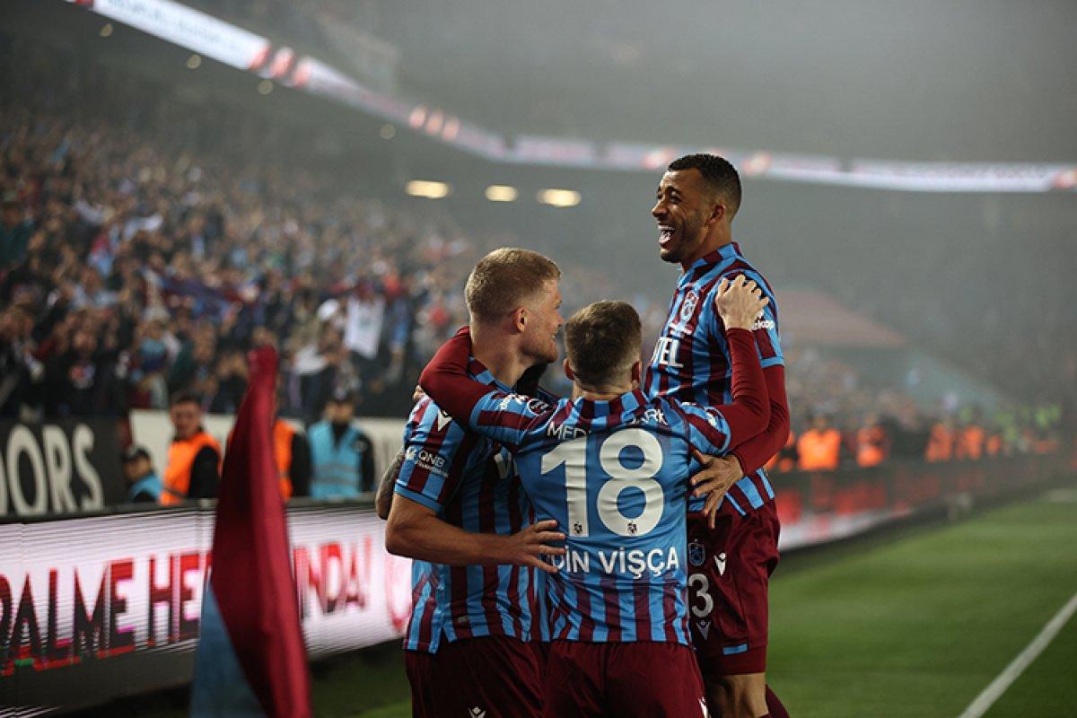 Trabzonspor, Fenerbahçe'nin rekoruna ortak oldu