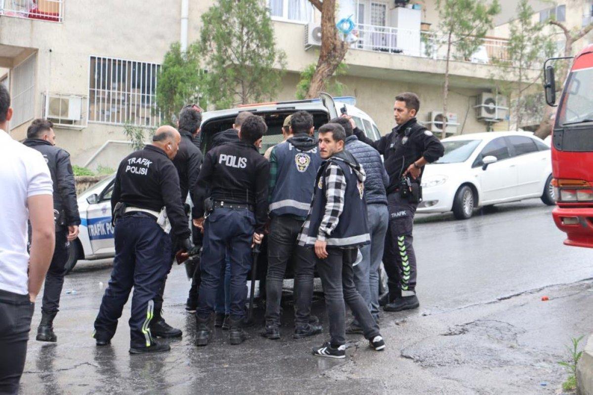Aydın'da alkollü sürücü yardıma gelen polislere saldırdı