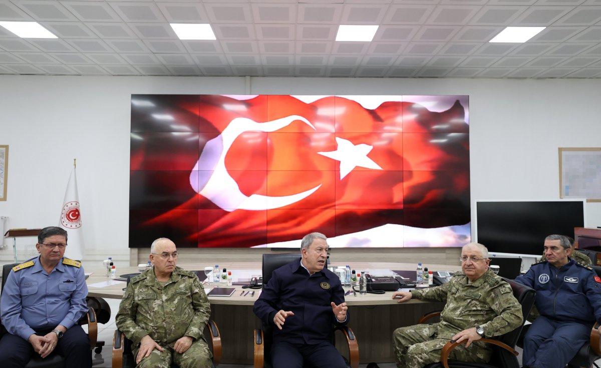 Hulusi Akar: Pençe-Kilit'te 61 terörist öldürüldü