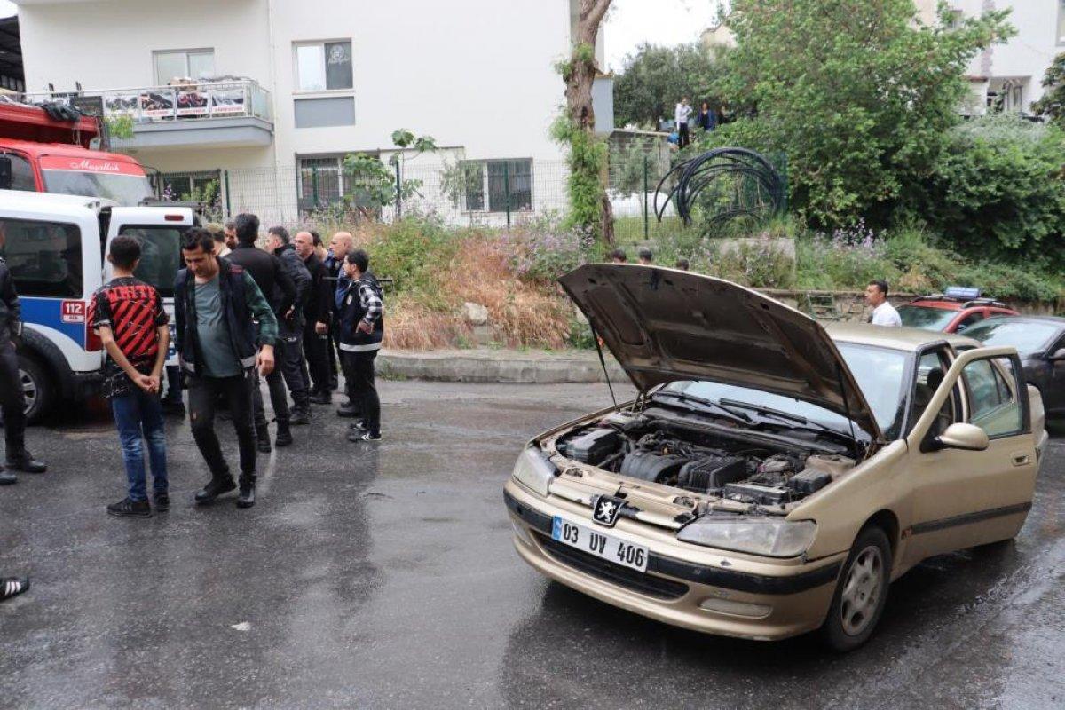 Aydın'da alkollü sürücü yardıma gelen polislere saldırdı