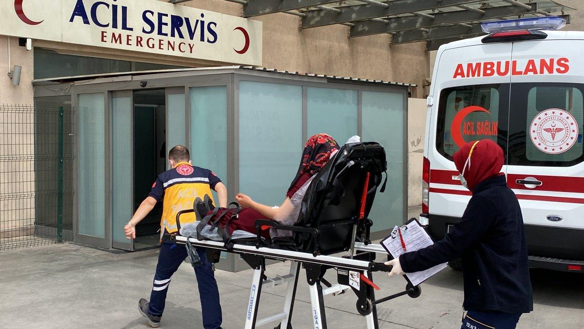 Sakarya'da havaya sıkılan mermi, genç kızın başına isabet etti