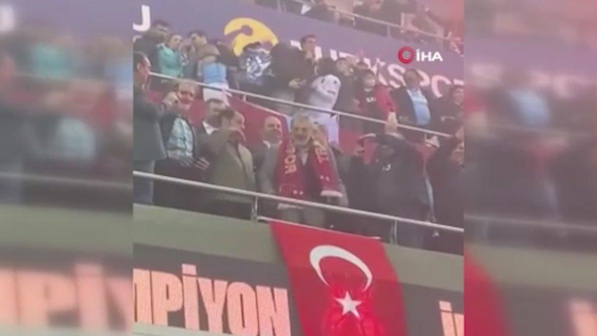 Trabzonspor'un şampiyonluğu Berat Albayrak'ı ağlattı