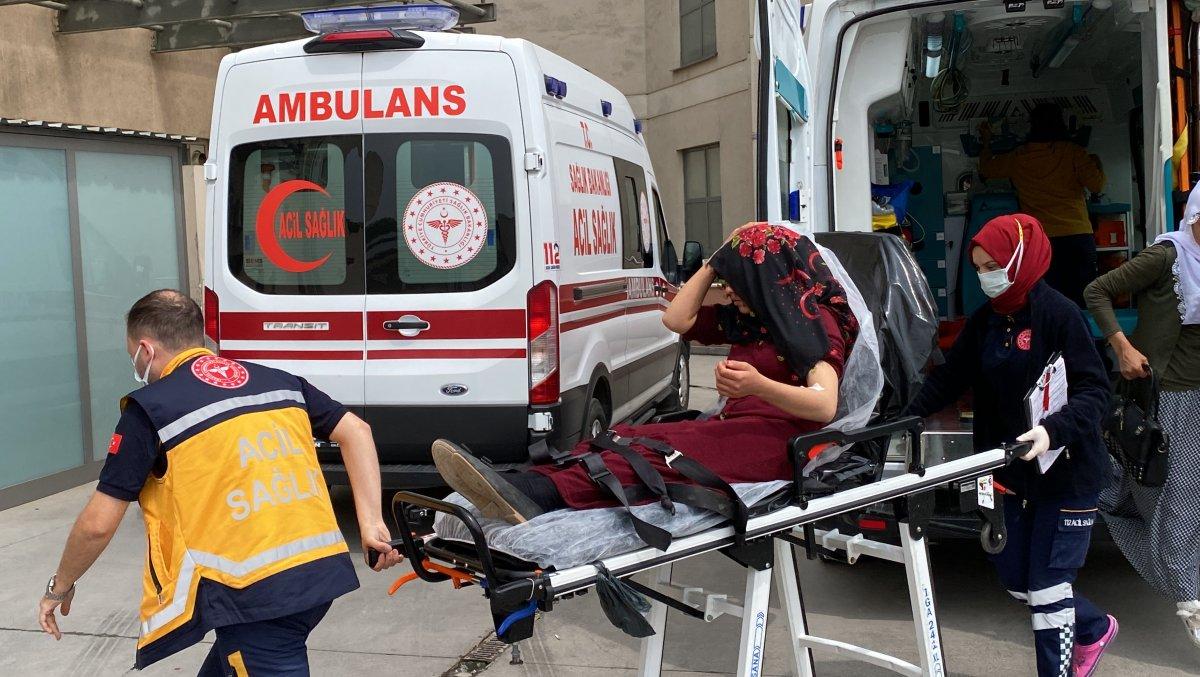 Sakarya'da havaya sıkılan mermi, genç kızın başına isabet etti