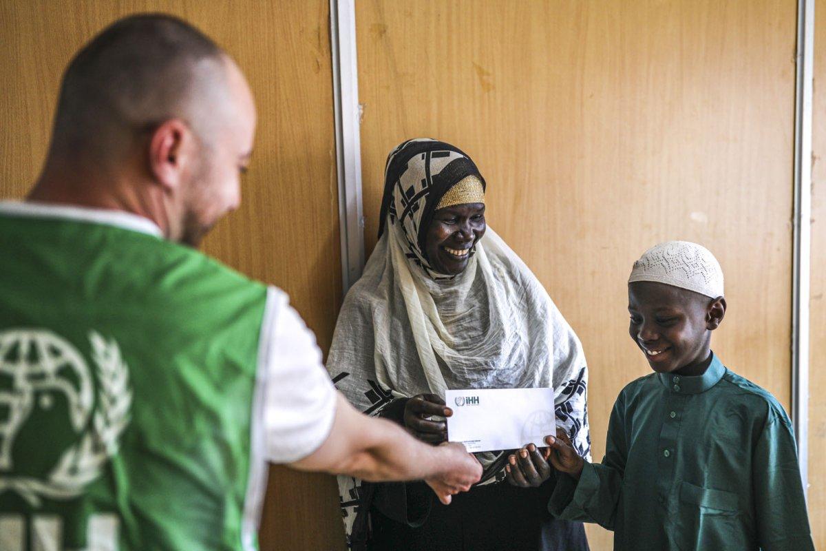 İHH, Ramazan’da 2 milyon 726 bin kişiye ulaştı