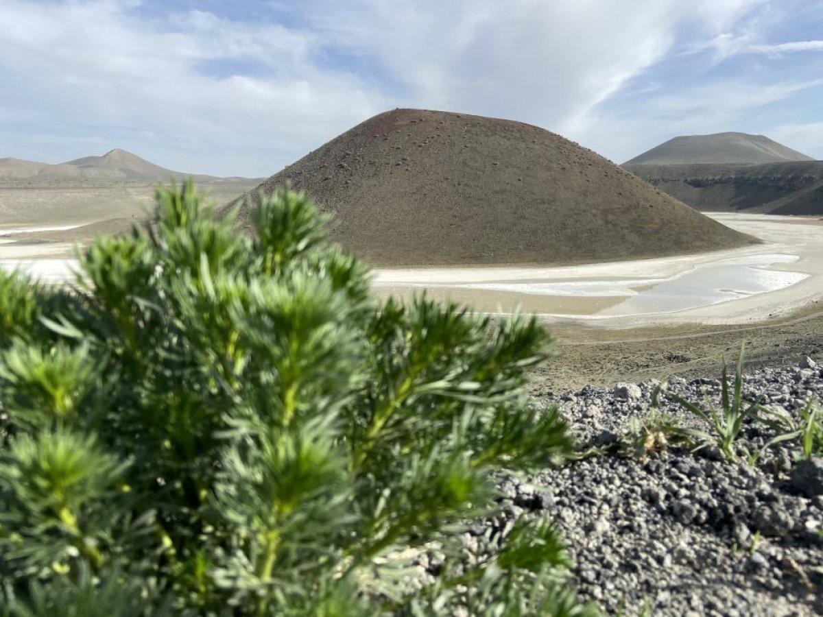 Yoğun kış yağışları Meke Gölü'nü kurumaktan kurtaramadı