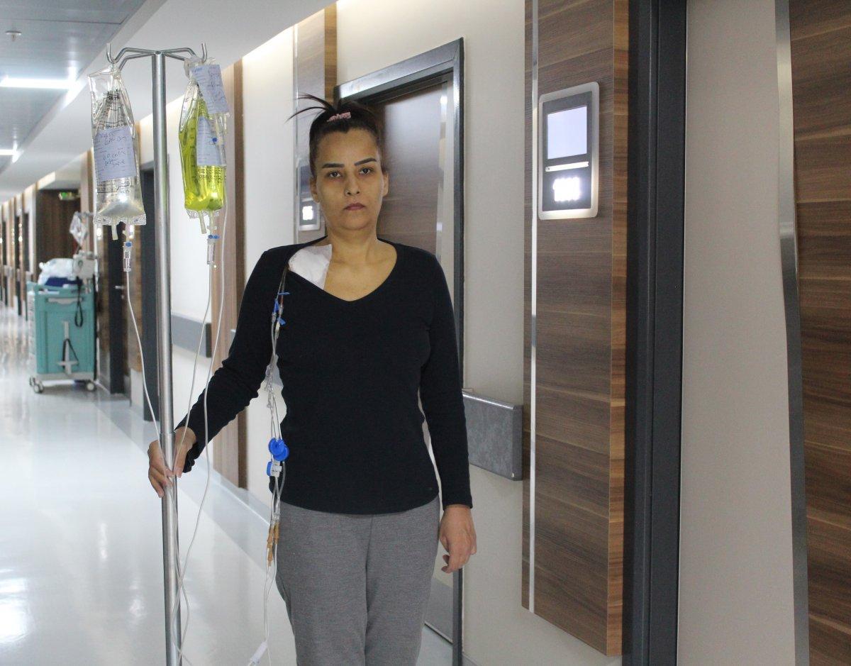 Gaziantep'te ince bağırsağı kangren olan genç kadının hayatı altüst oldu