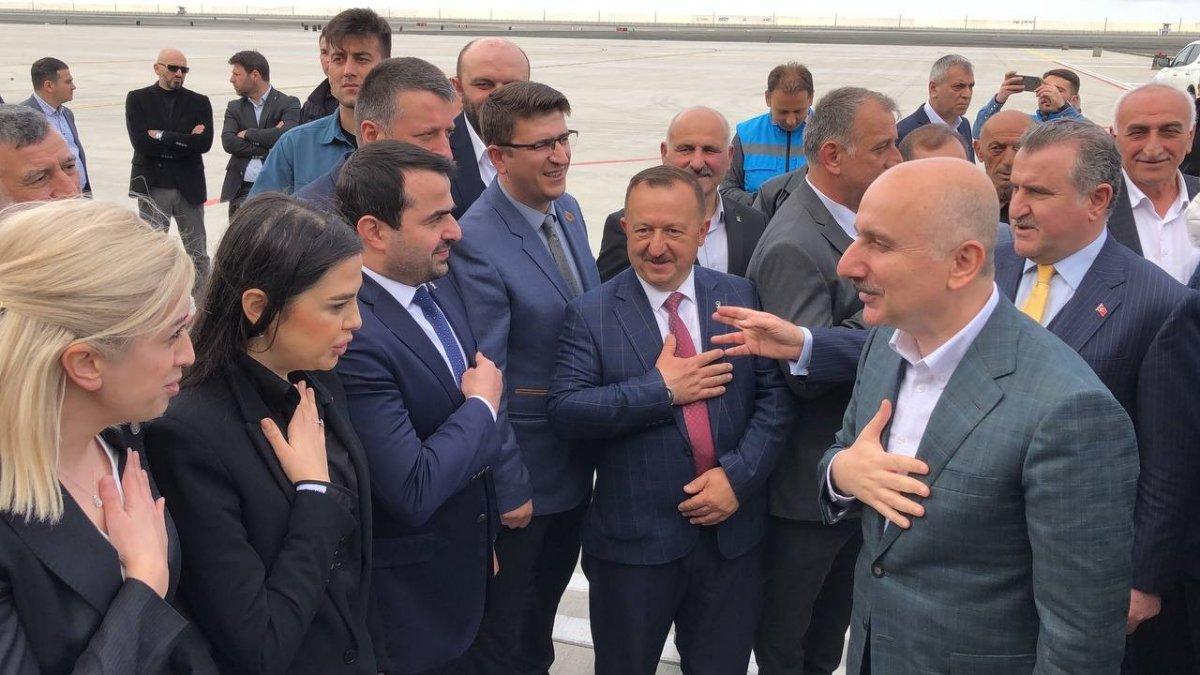 Adil Karaismailoğlu, Rize-Artvin Havalimanı'nı inceledi
