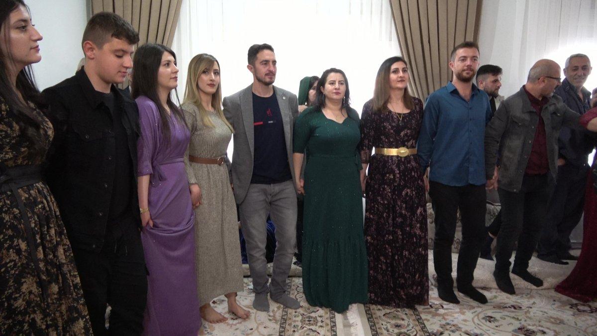 Savaş nedeniyle ülkesinde nişan yapamayan Ukraynalı gelin Hakkari'ye geldi