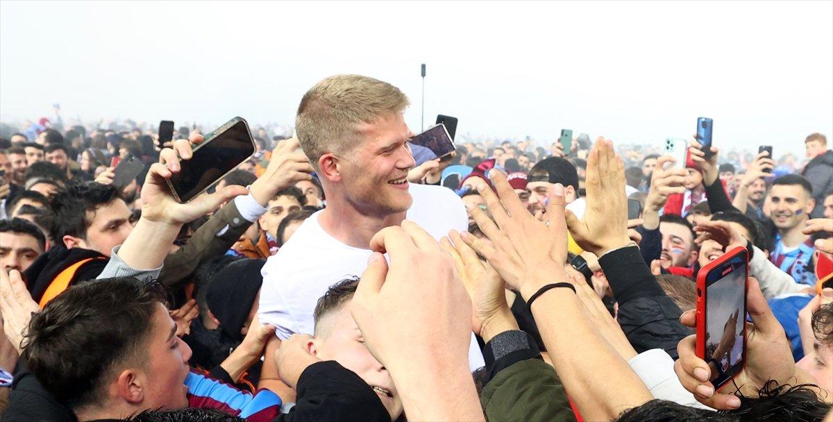 Cornelius: O geceyi hayatım boyunca unutamam