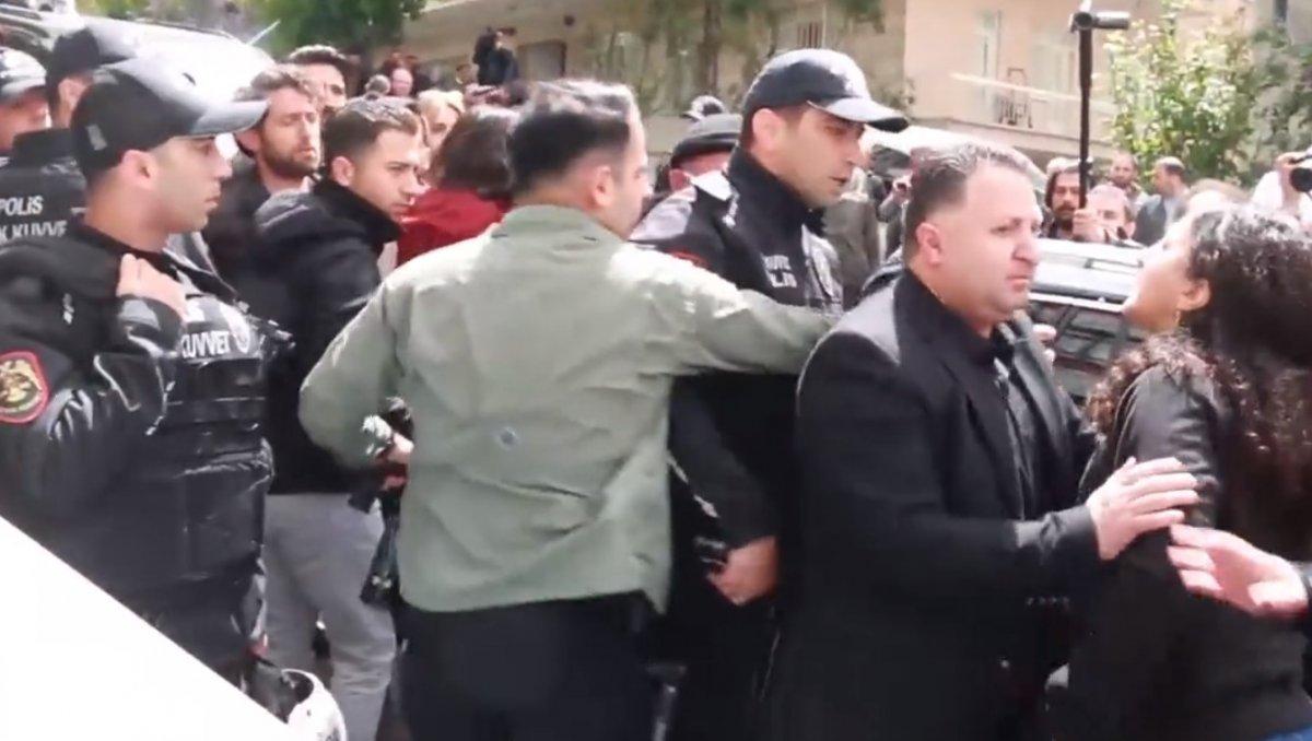 Ankara'daki HDP binası önünde 'katil polis' sloganları atıldı