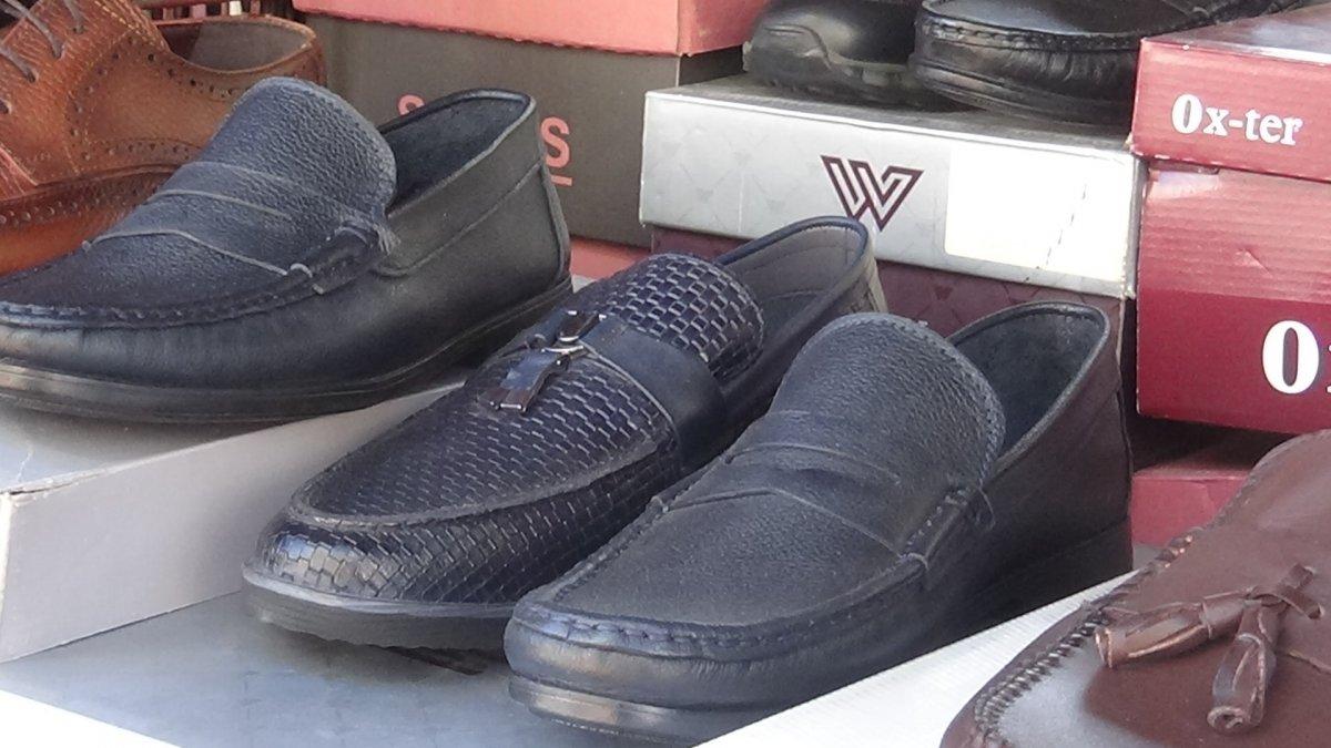 Yanlış ayakkabı seçimi, düztabanlığa ve mantar enfeksiyonuna davetiye çıkarıyor