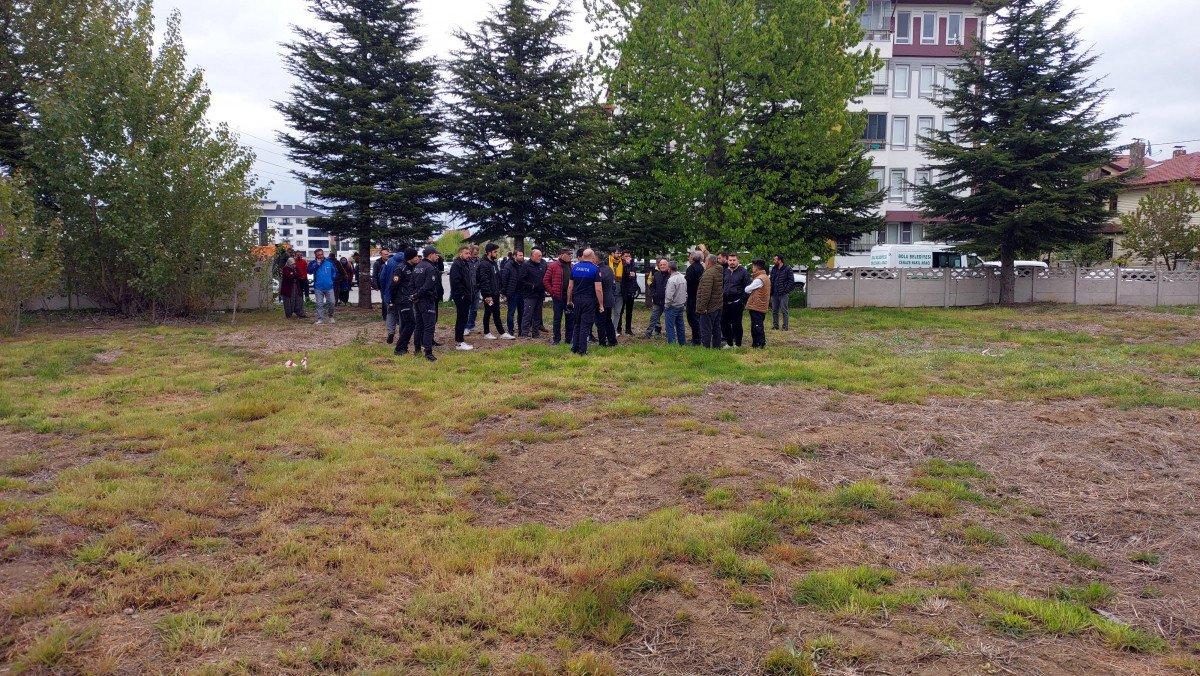 Bolu'da mezarlıktan geçecek yol nedeniyle gerginlik yaşandı
