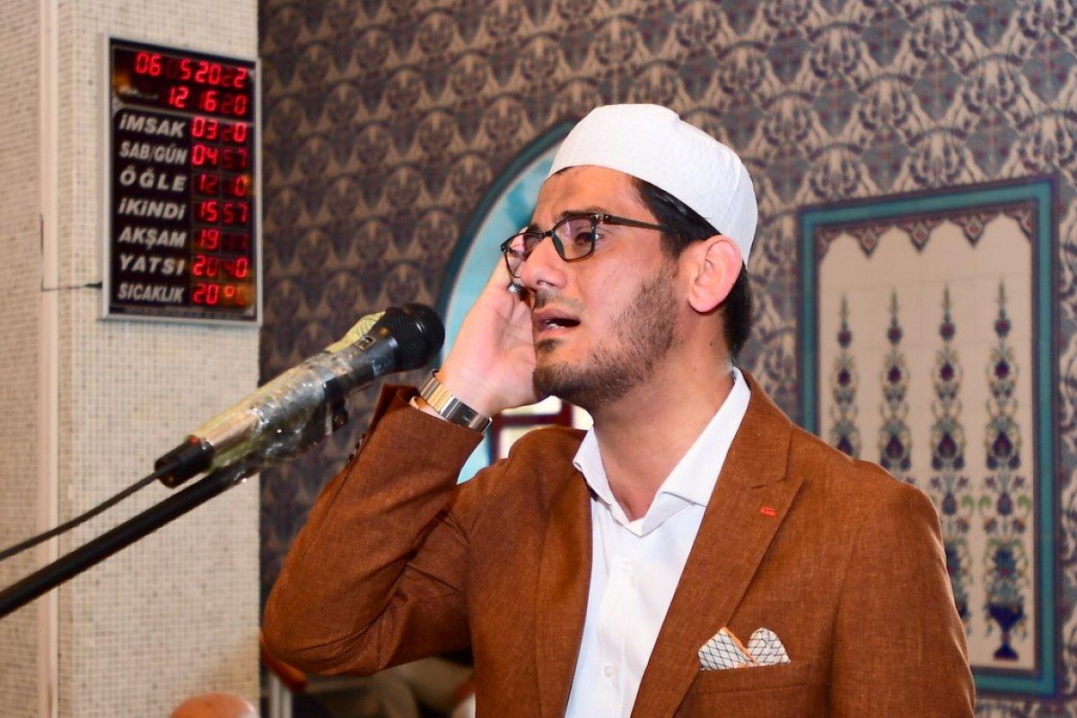 Dünya birincisi Muhsin Kara, Van'da ezan okudu