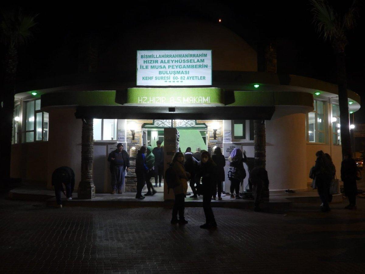 Hz. Hızır Türbesi'ne ziyaretçi akını