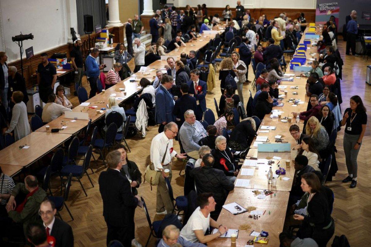 İngiltere'de yerel seçim sonuçları belli oldu