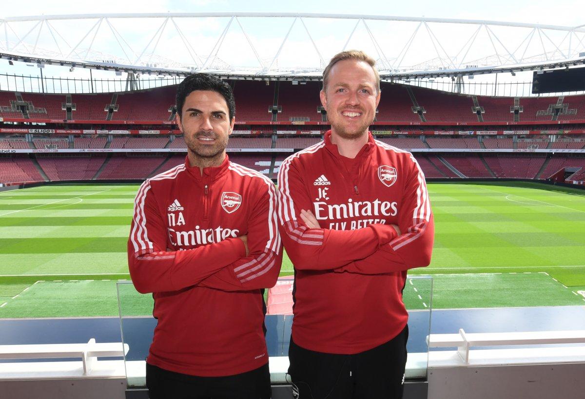 Arsenal, Mikel Arteta ile devam dedi