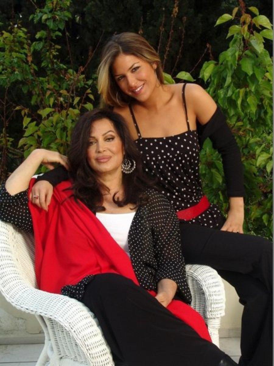 Yağmur Ünal'dan annesi Türkan Şoray'ın sağlık durumu hakkında açıklama