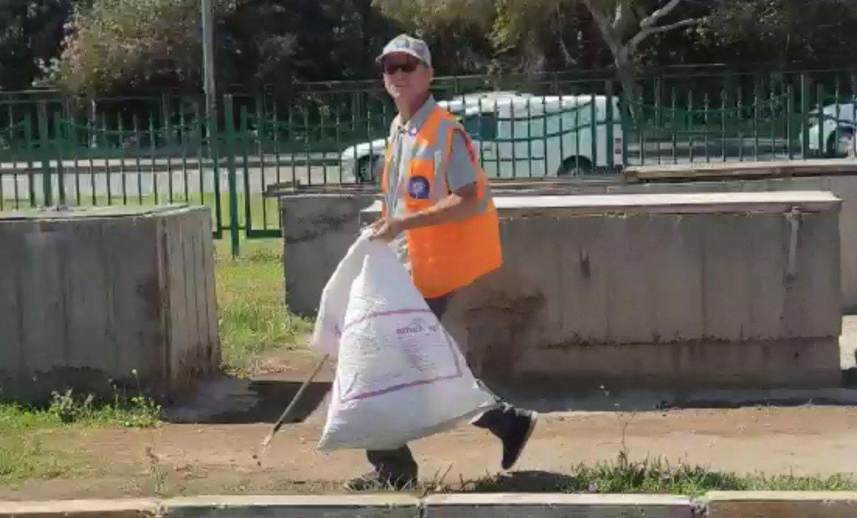 Antalyalı işçinin bayrak hassasiyeti