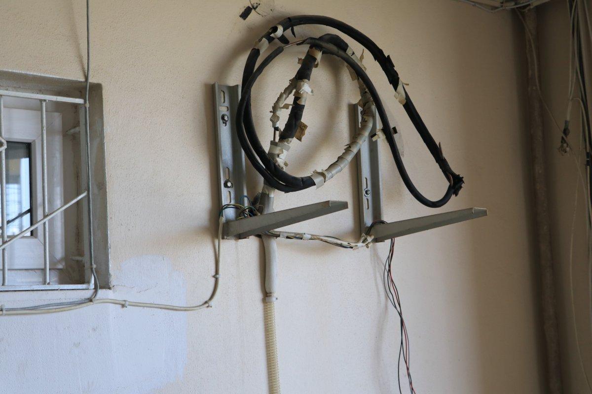 Adana’da güpegündüz hırsızlık: Klimanın dış ünitesini çaldı