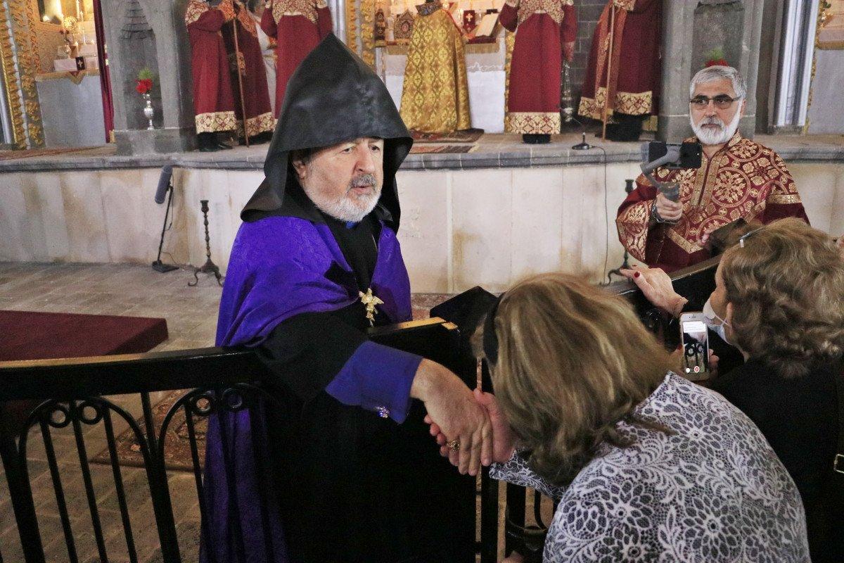 Surp Giragos Kilisesi'nde 7 yıl sonra ilk ayin yapıldı