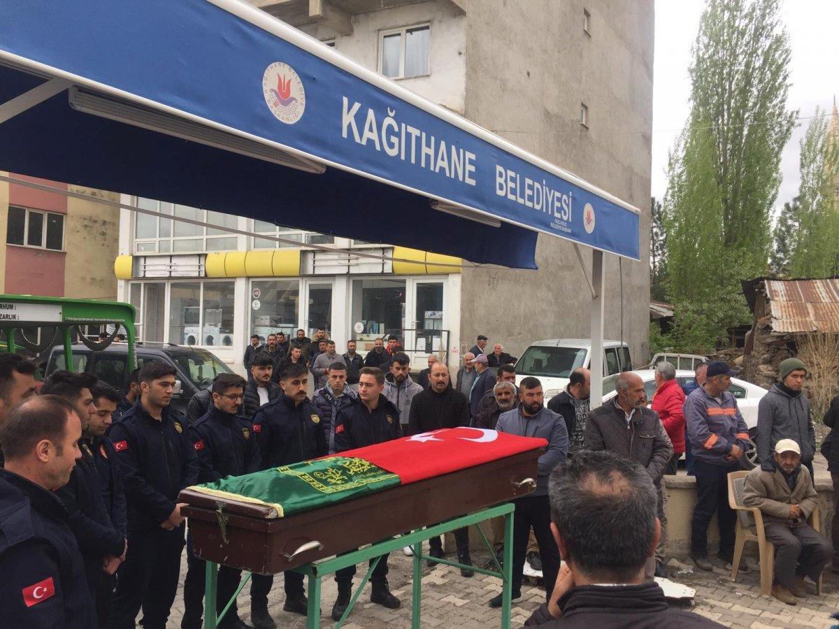 Sivas'ta kaza sonucu can veren itfaiye şoförü son yolculuğuna uğurlandı