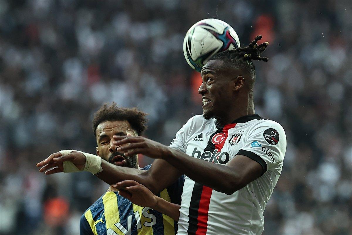 Beşiktaş ile Fenerbahçe berabere kaldı