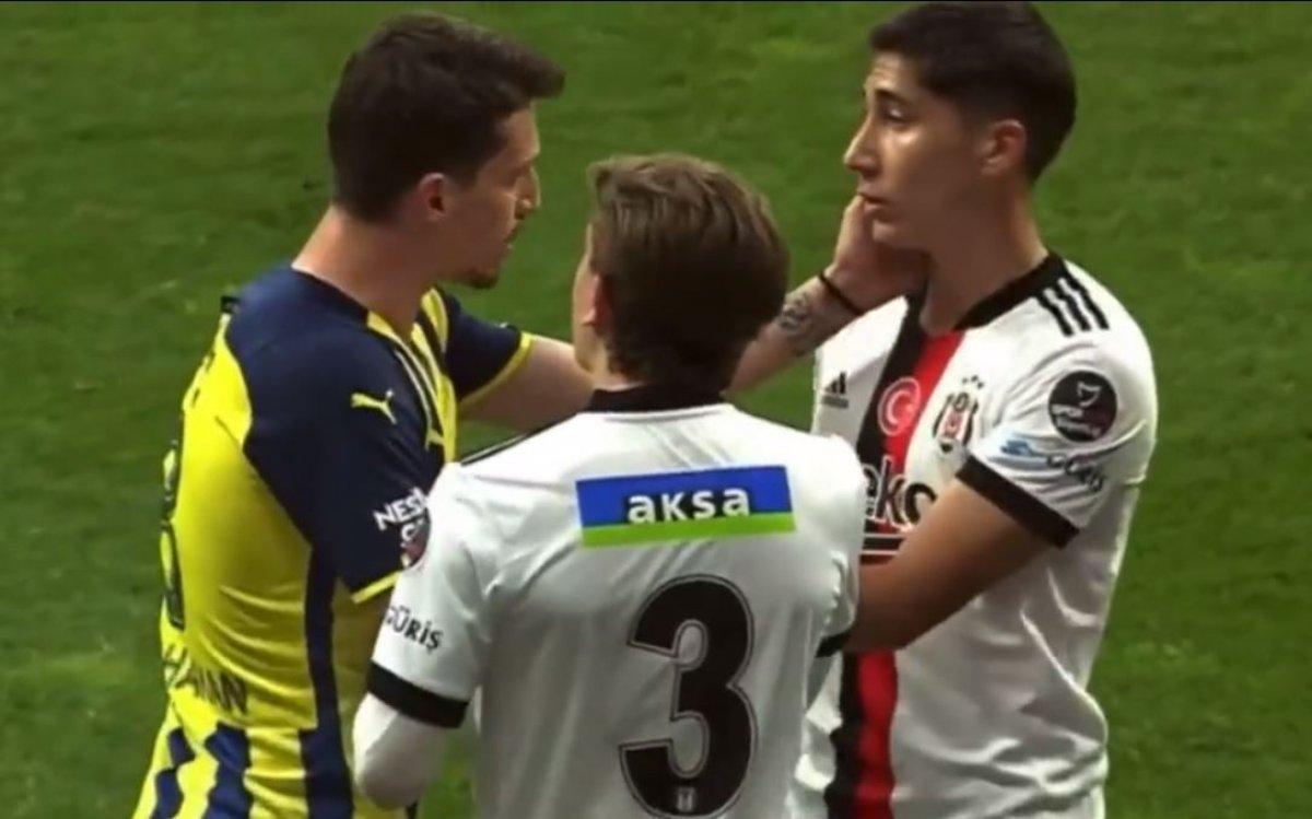 Tümer Metin'den Mert Hakan Yandaş'a el ense eleştirisi