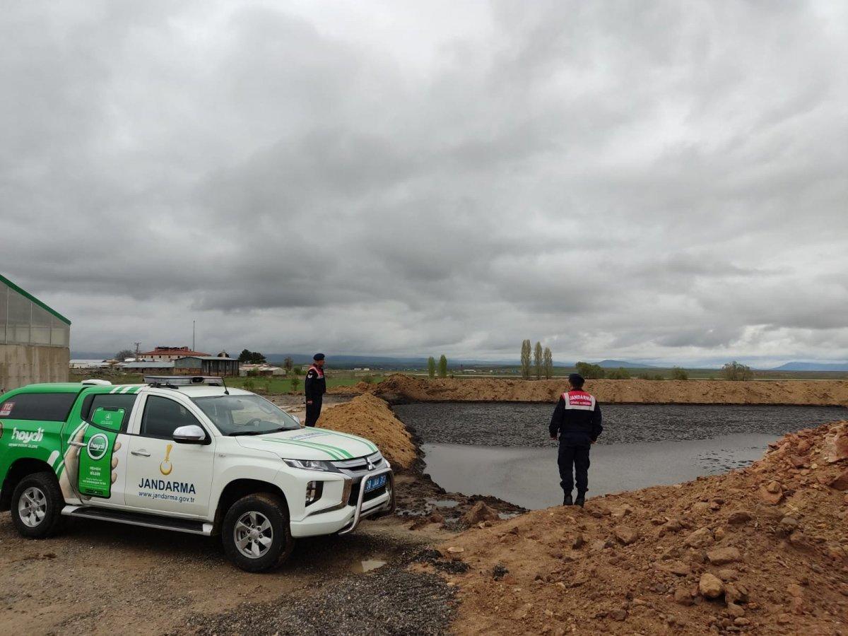 Kayseri’de karı koca hayvan gübresini içme suyuna sızdırdılar