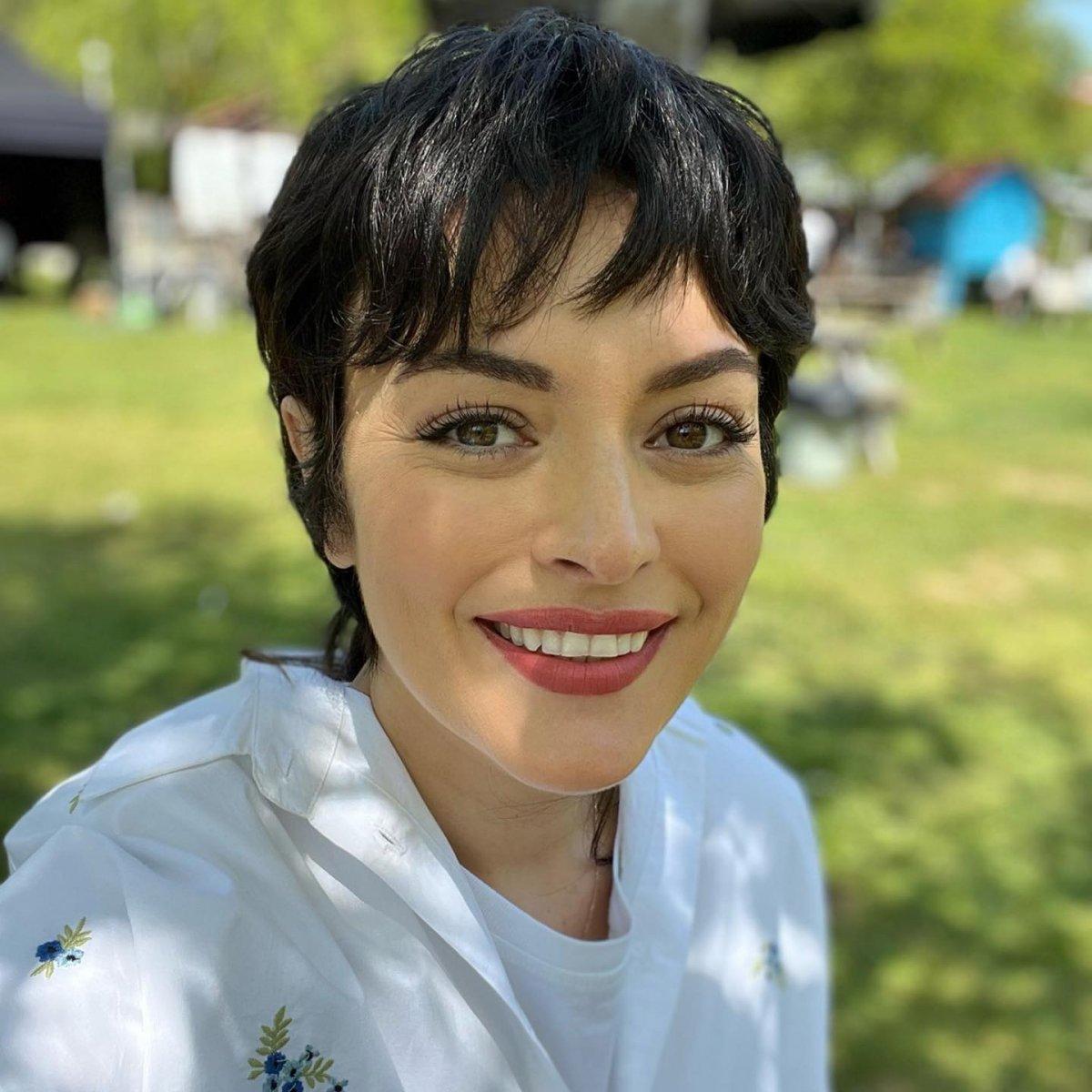 Ezgi Mola, kiracılarını yine mutlu etti