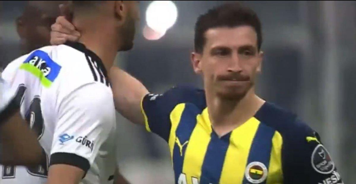 Tümer Metin'den Mert Hakan Yandaş'a el ense eleştirisi