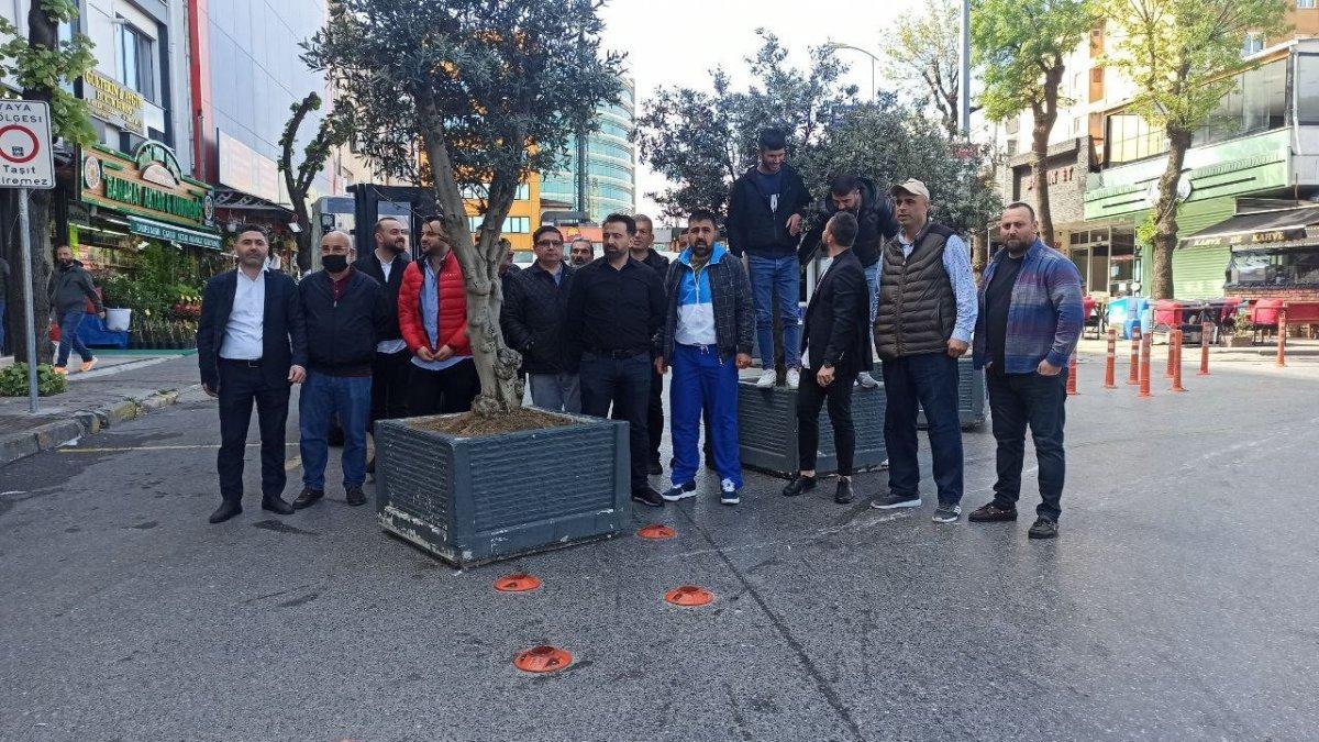 Ümraniye'de yaya yolu İSPARK'a verildi, esnaf girişi kapattı