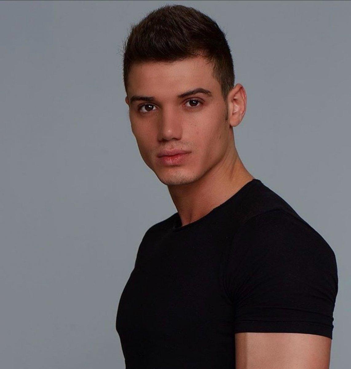 Azat İpek kariyerini hangi alanda sürdürecek? Oyunculuk mu, modellik mi?