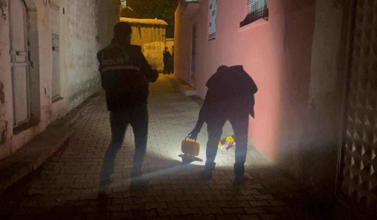 Şanlıurfa'da sokakta doğum yapan kadın, bebeğini poşete koyup kaçtı