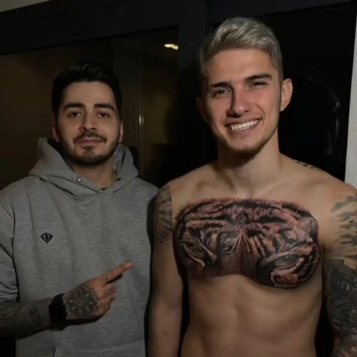 Berat Özdemir'in yeni dövmesi olay oldu