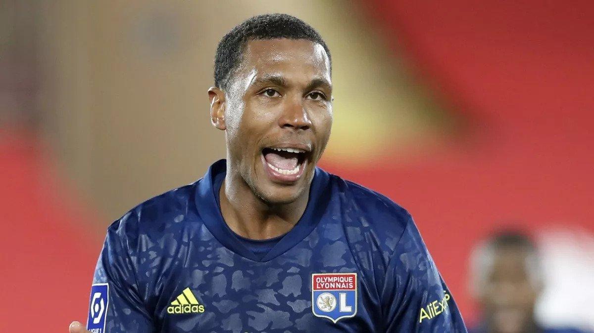 Eski Beşiktaşlı Marcelo, Lyon'dan osurduğu için kovuldu