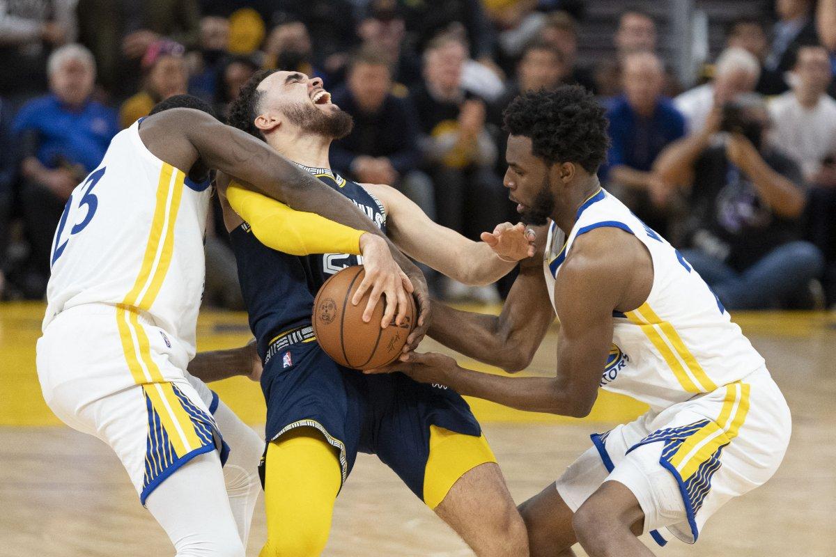 Golden State konferans finaline göz kırptı